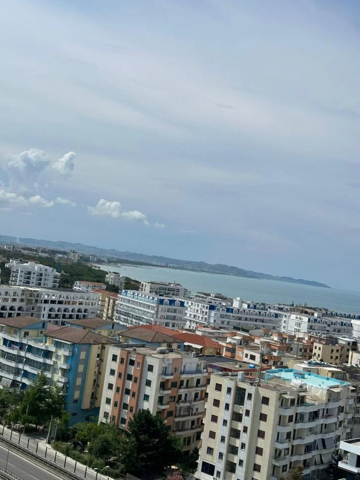 Durres, shitet apartament 1+1+Ballkon Kati 12, 89 m² 85.000 € (Shkembi Kavajes,perballe Grand Blu Fafa)