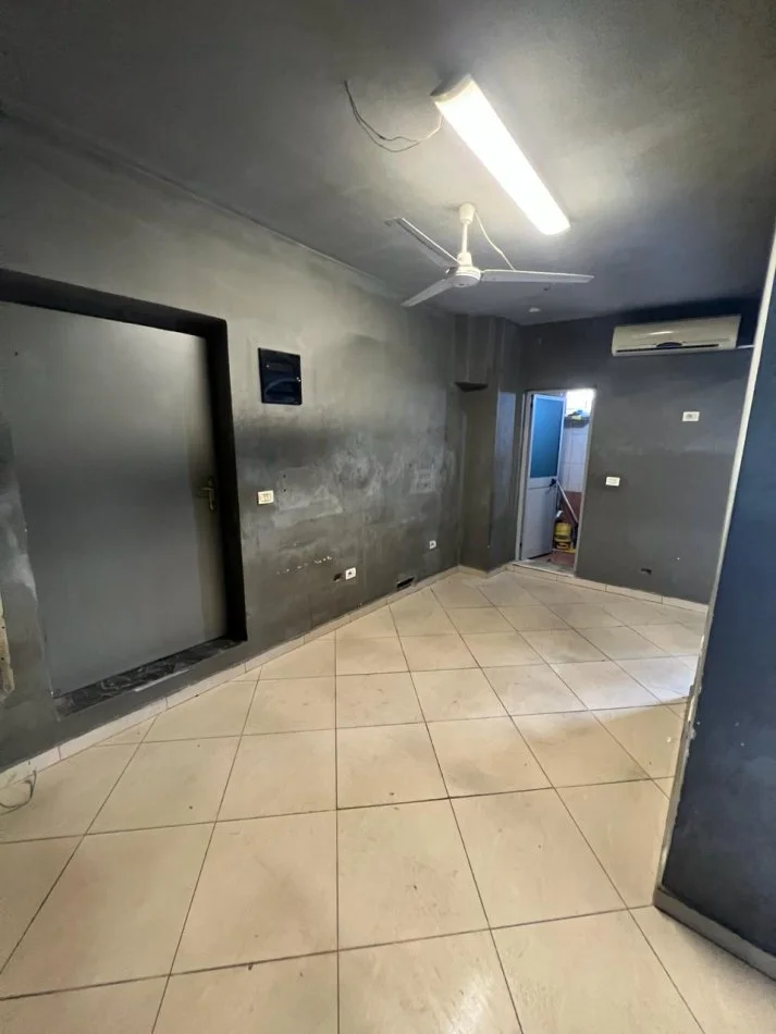 Tirane, shitet apartament 1+1 Kati 0, 60 m² 105.000 € (te shkolla Ismail Qemali)