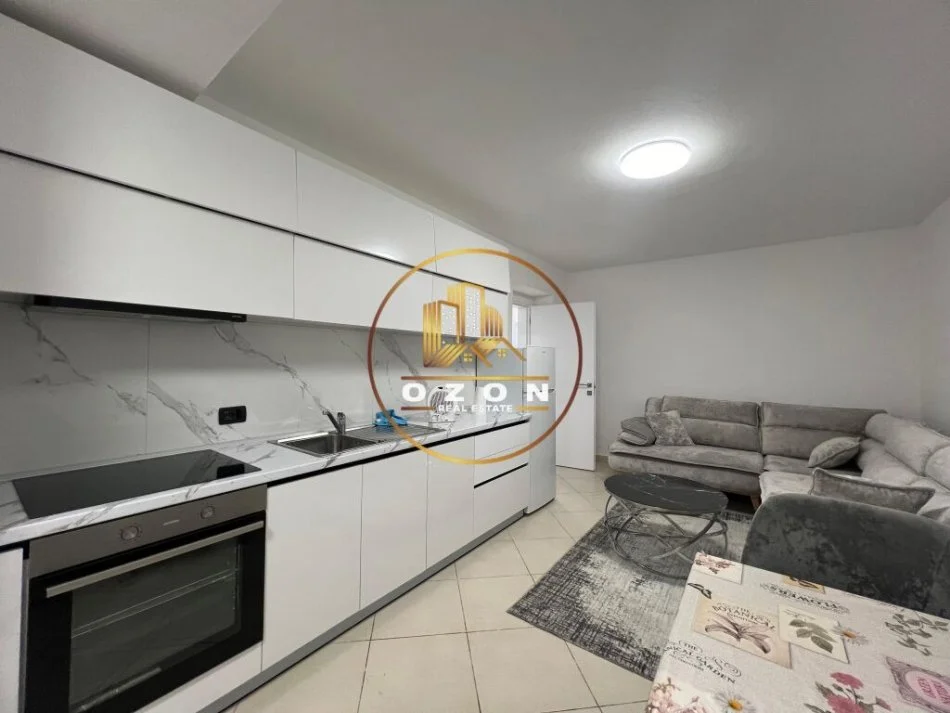 Apartament 2+1 me qera në Bllok 600 €!