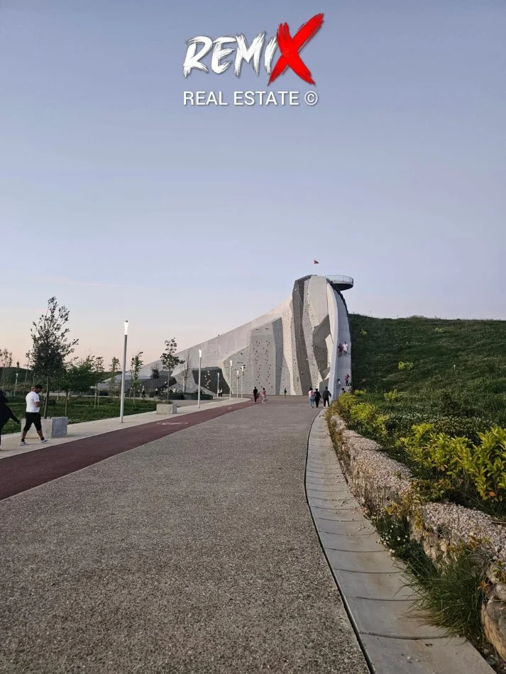 Durres, shitet toke , 11.385 m²