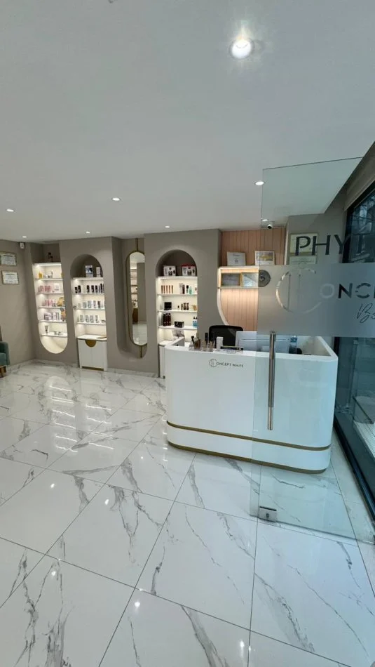 Tirane, shes ambjent biznesi Kati 0, 57 m² 35.000 € (Sheshi Willson)