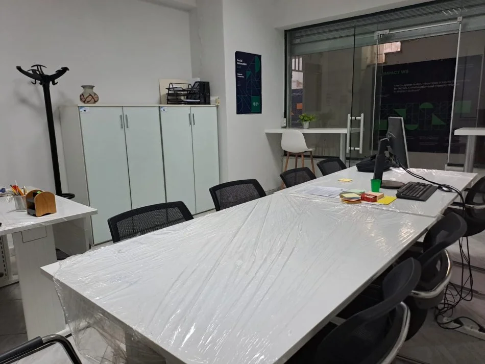 Tirane, Zyre me qira, Kati -1, 37 m² 440 € (Frederik Shiroka)