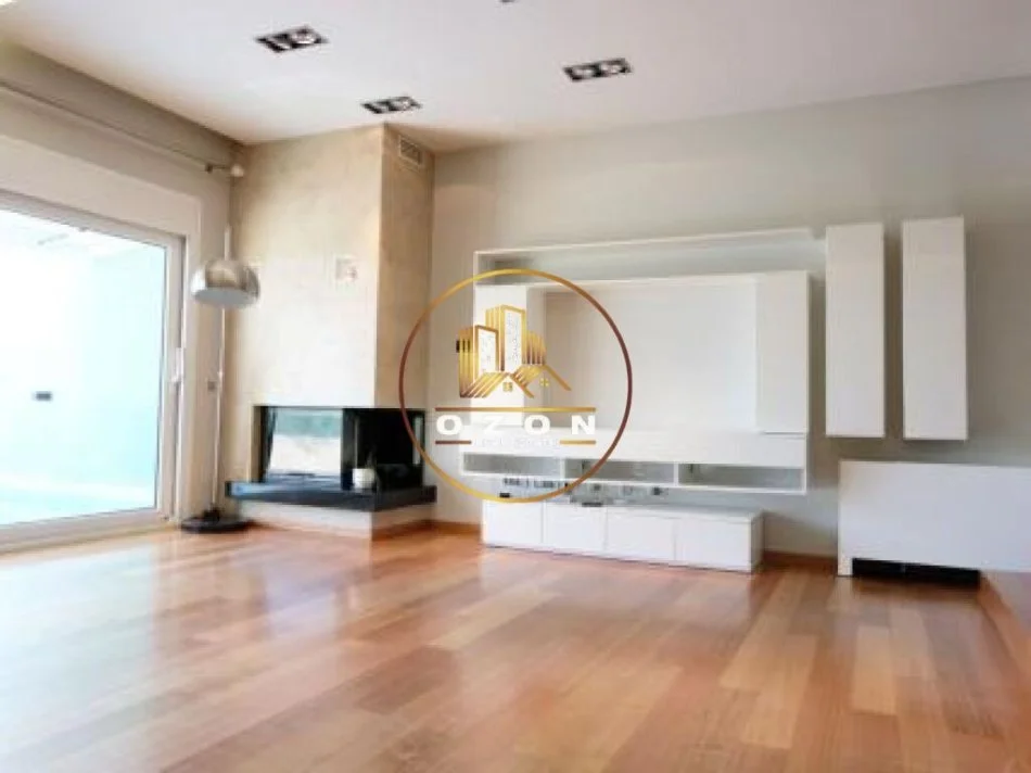 Shitet Super Vilë Tek Kodra e Diellit!