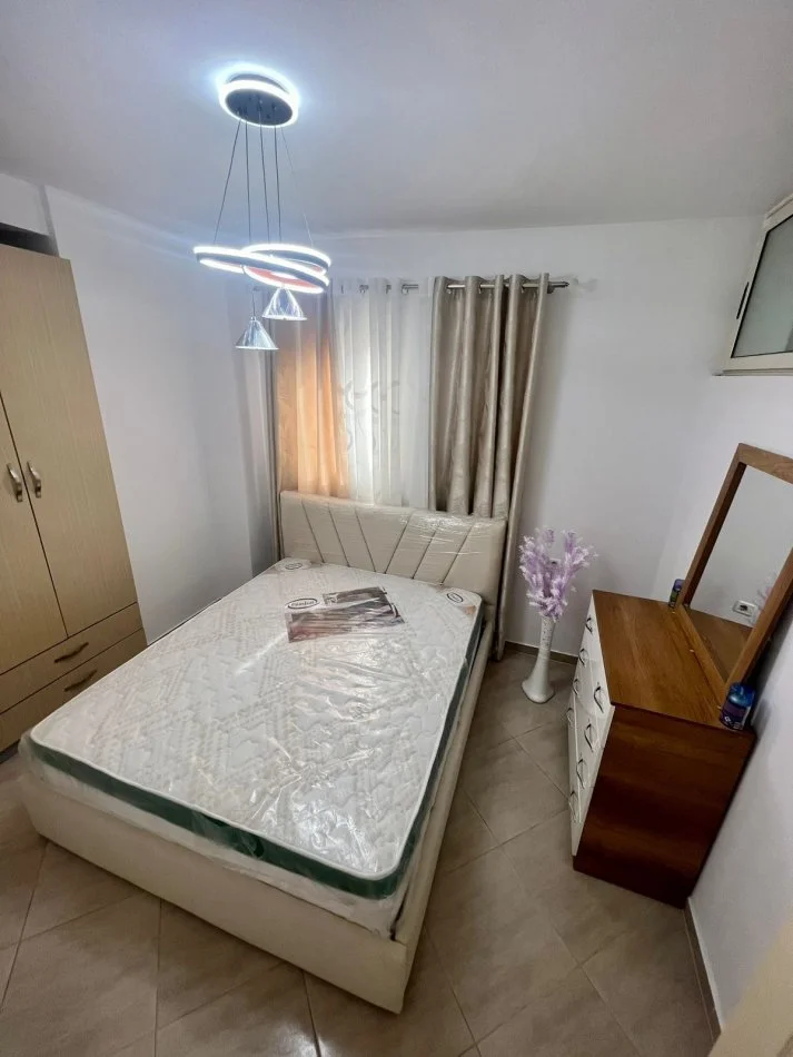 Tirane, shitet apartament 2+1 Kati 2, 73 m² 105.000 € (Astir)