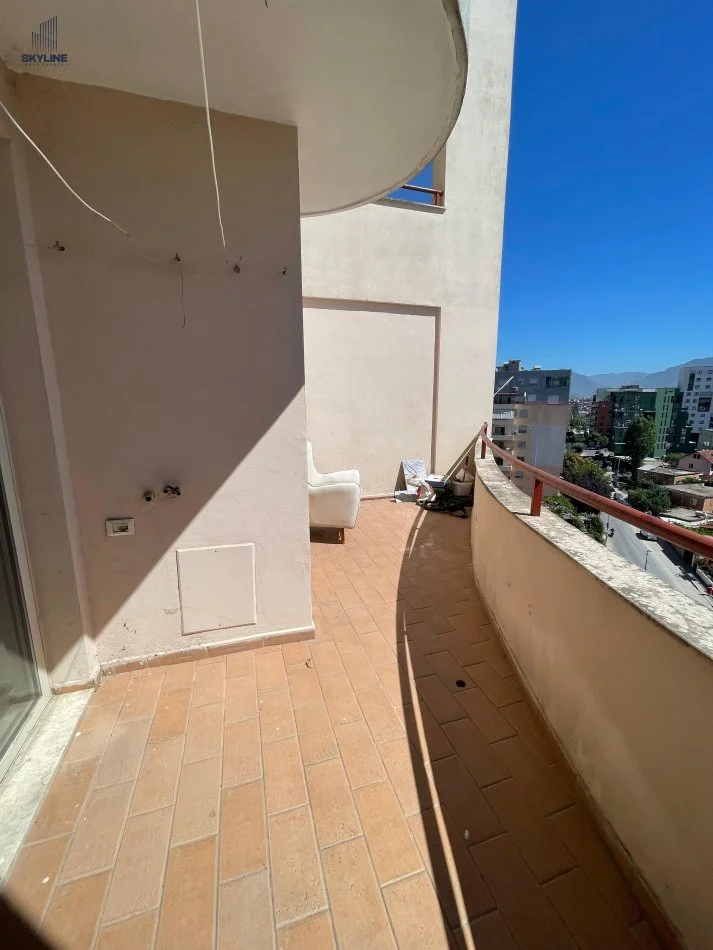 Tirane, shitet apartament 2+1 Kati 7, 110 m²