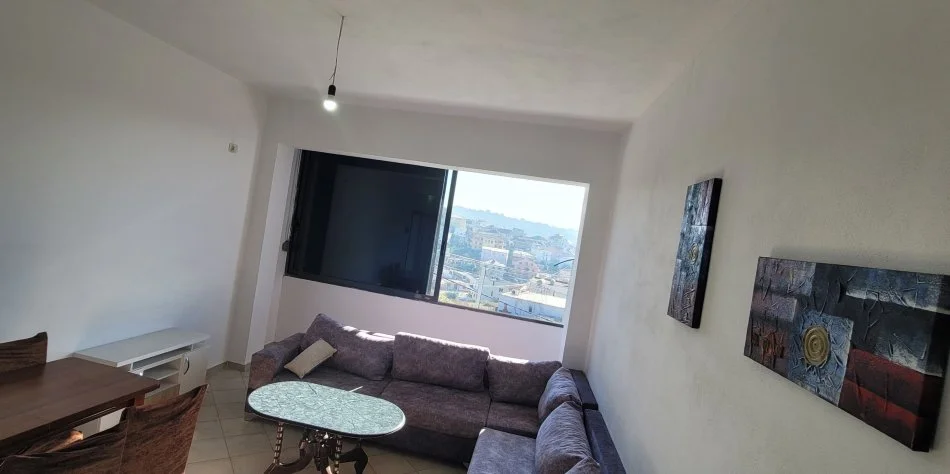 Tirane, jepet me qera apartament 2+1+Ballkon Kati 2, 120 m² 300 € (Aleksander Kondo)