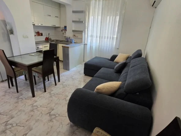 Tirane, shes apartament 1+1+Aneks+Ballkon Kati 3, 51 m² 88.000 € (HOXHA TAHSIM)