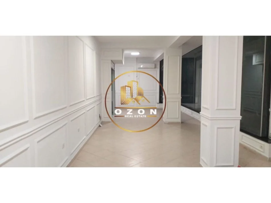 Ambjent Biznesi Me Qira Tek Ish Ekspozita 60,000 ALL!