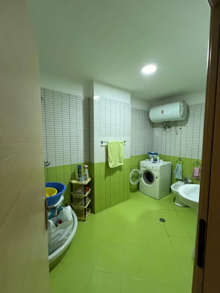 Tirane, shitet apartament 2+1 Kati 1, 111 m² 128.000 € (Teodor Keko)