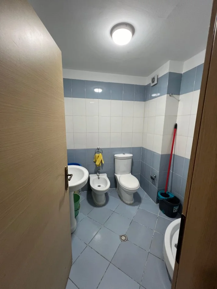 Tirane, shitet apartament 2+1 Kati 1, 111 m² 128.000 € (Teodor Keko)