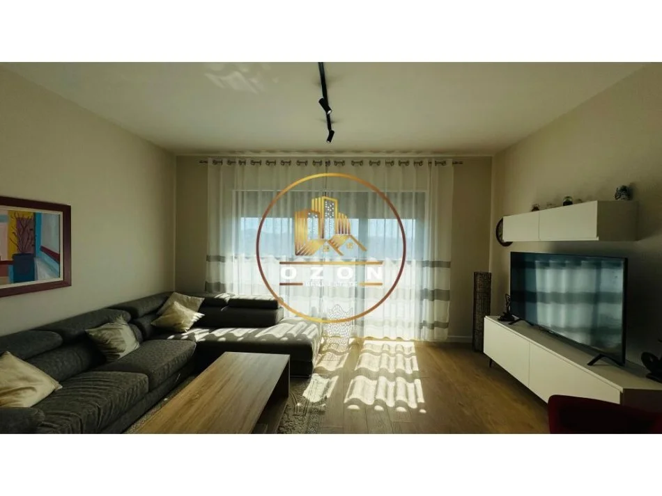 Apartament Modern 2+1+2 me Qira në Myslym Shyr, Tiranë - 1040€