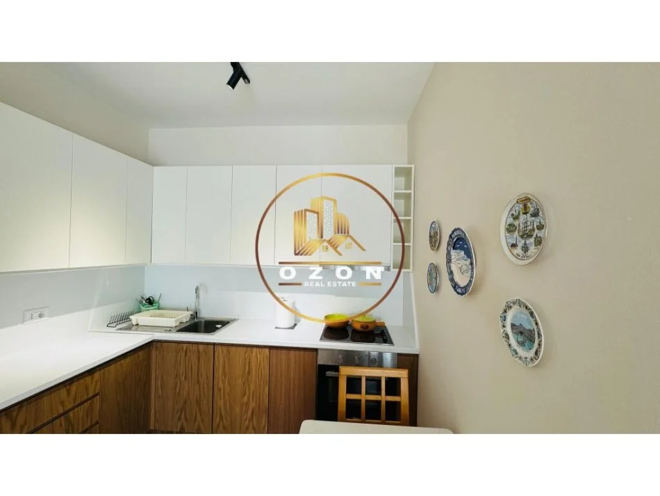 Apartament Modern 2+1+2 me Qira në Myslym Shyr, Tiranë - 1040€