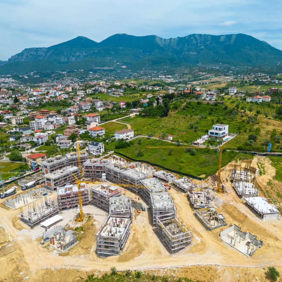 Tirane, shitet Vile 3 Katshe Kati 3, 196 m² 360.000 € (Rruga e Turdive)