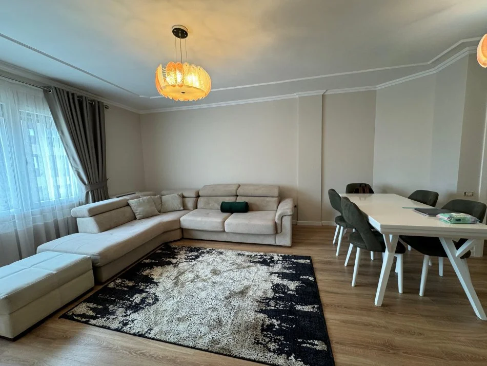 SHITET, APARTAMENT 3+1+POST PARKIMI, RRUGA E BARRIKADAVE, TIRANË, 334,400 EURO
