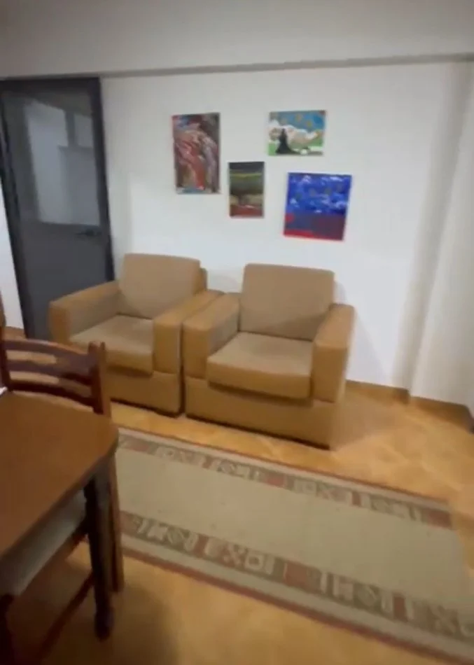 Tirane, jepet me qera apartament 1+1+Ballkon Kati 3, 60 m² 400 € (Frederik Shiroka)