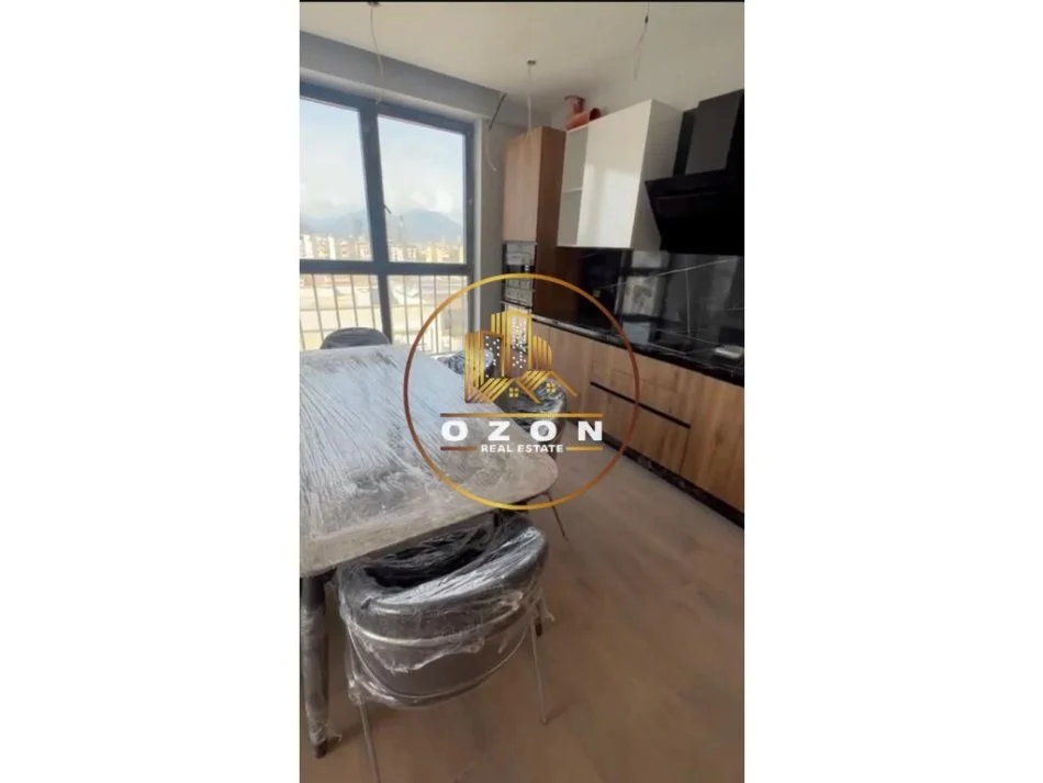 Jepet me Qira Apartament 3+1 me Post Parkimi tek Parku Olimpik, Tiranë!