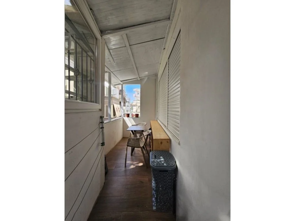 Tirane, jepet me qera garsonier 1+1 Kati 1, 52 m² 400 € (Kopshti Zologjik)