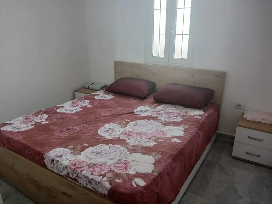 Durres, shitet shtepi 2+1+Aneks+Ballkon Kati 1, 90 m² 108.200 € (Rruga Vath Turja)