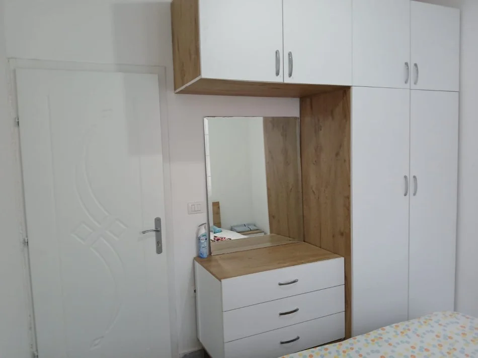 Durres, shitet shtepi 2+1+Aneks+Ballkon Kati 1, 90 m² 108.200 € (Rruga Vath Turja)