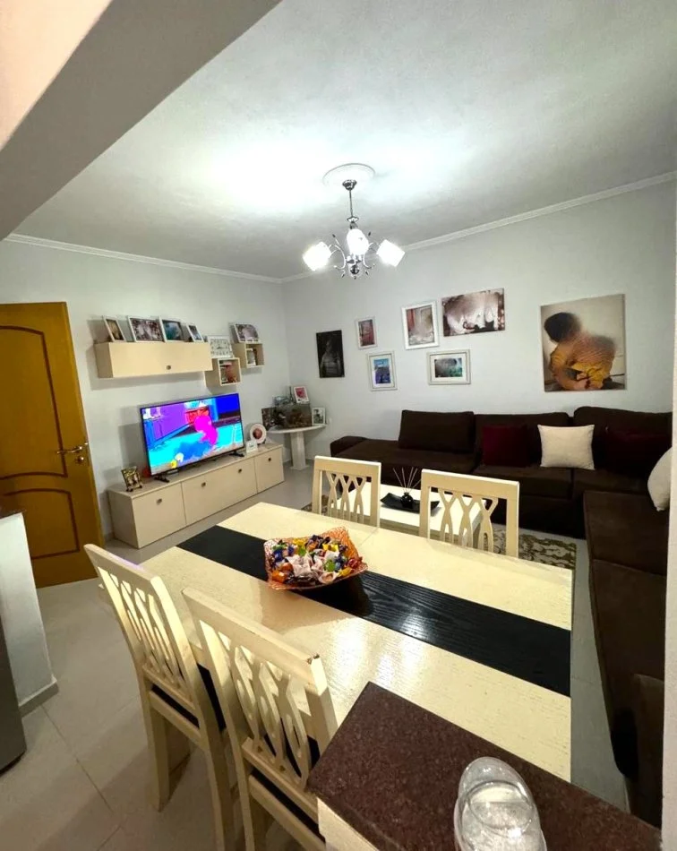 Tirane, shitet apartament 2+1 Kati 4, 76 m² 65.000 € (Kamez)