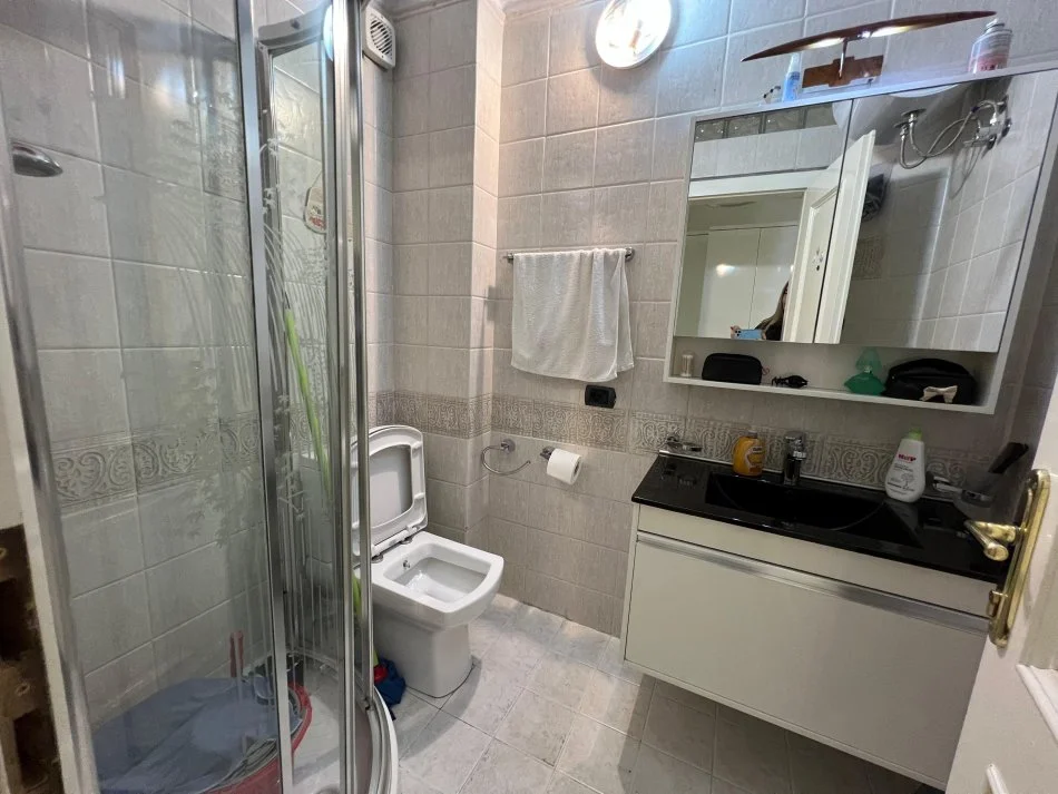 Tirane, shes apartament duplex 2+1+Ballkon Kati 3, 146 m² 450.000 € (BLLOK)