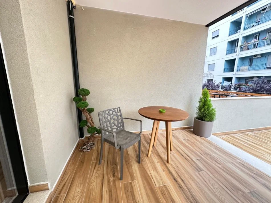 REZERVO PRONEN VETEM ME 500€!Vlore, shitet apartament 1+1+Ballkon , 170 m² 120.000 € (VLORE SKELE)