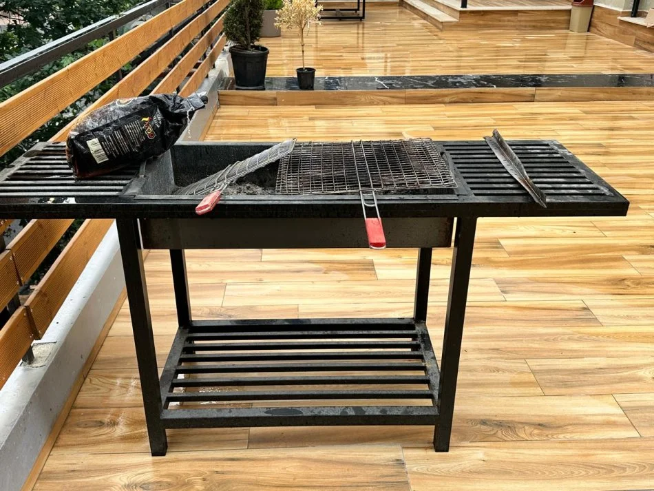 REZERVO PRONEN VETEM ME 500€!Vlore, shitet apartament 1+1+Ballkon , 170 m² 120.000 € (VLORE SKELE)