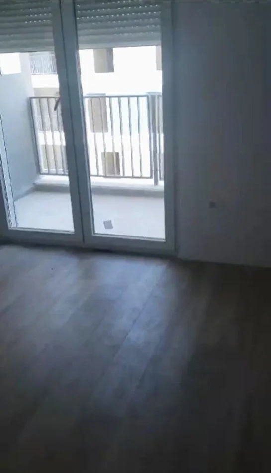 Tirane, shitet apartament 1+1 Kati 5, 54 m² 59.000 € (univers city)