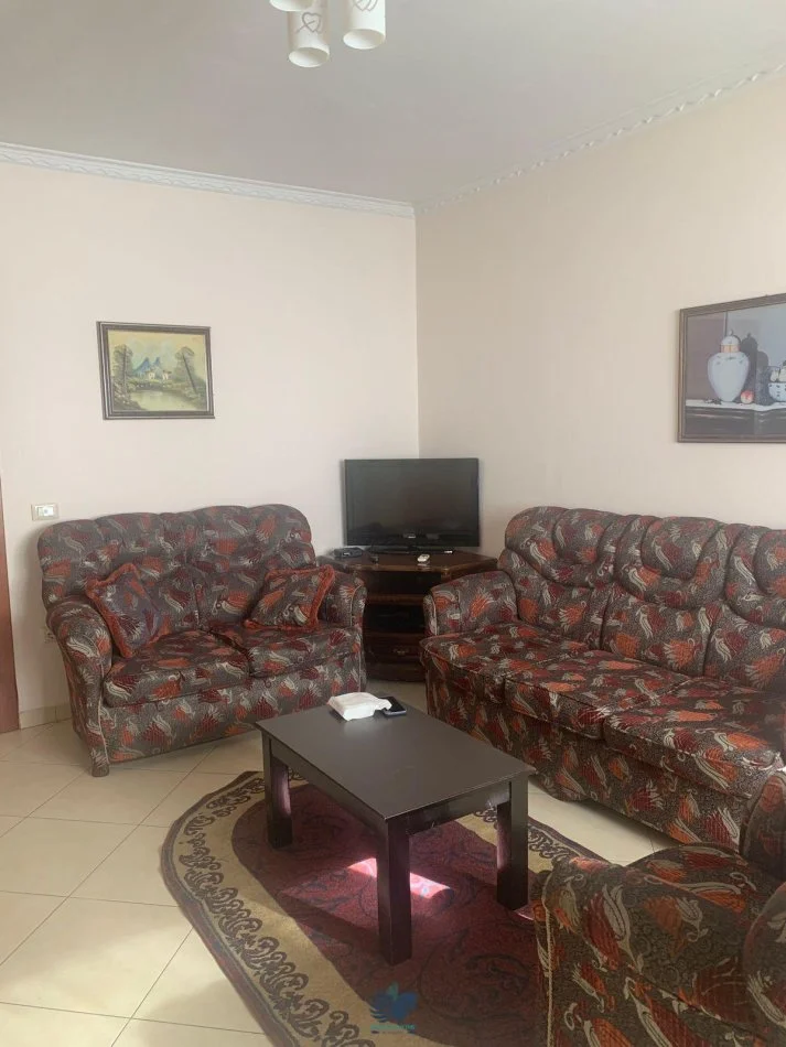 Jepet Me Qera Apartame 1+1 Tek Selvia [ID PE043]