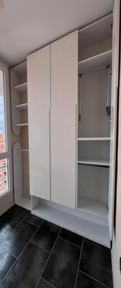 Tirane, shitet apartament 1+1 Kati 8, 85 m² 113.000 € (Yzberisht)