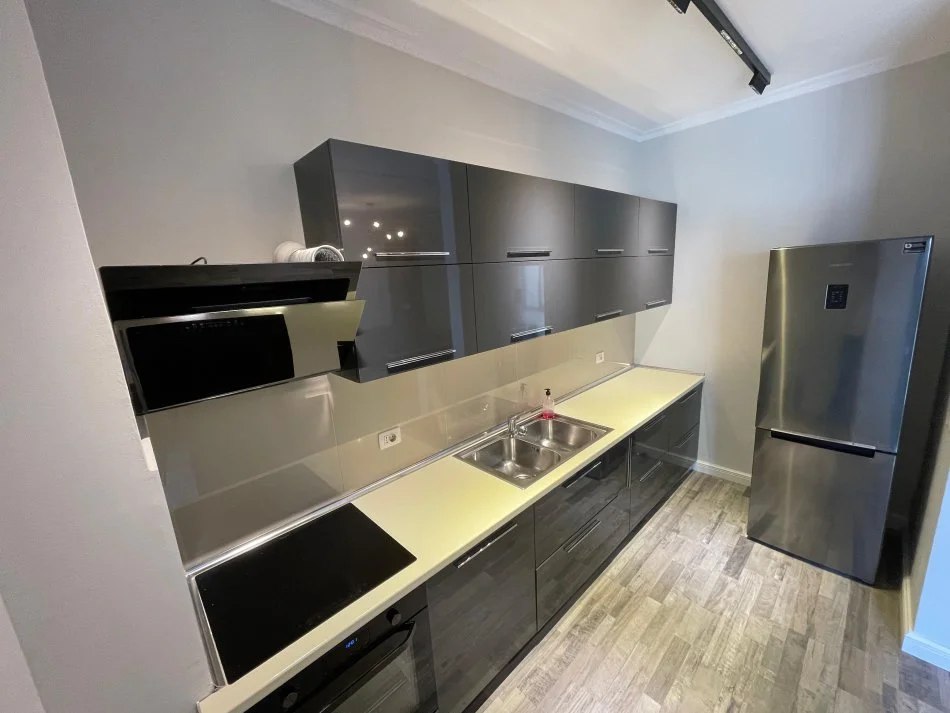 Tirane, shes 2+1+Aneks+Ballkon, Kati 3, 102 m² 230,000 € (Rruga Eduart Mano)