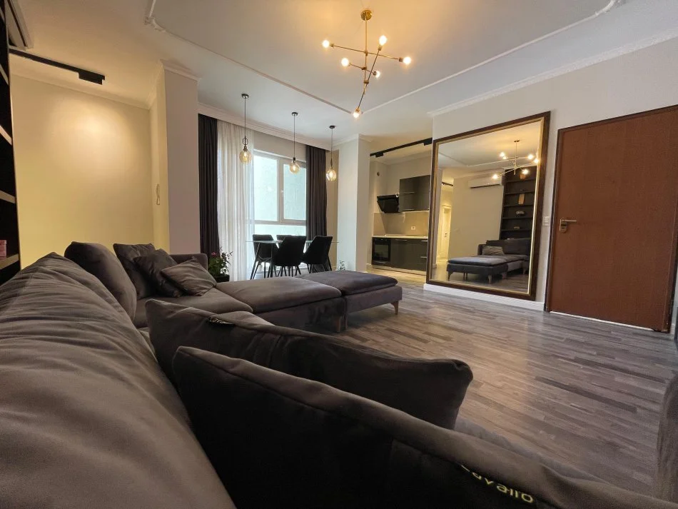 Tirane, shes 2+1+Aneks+Ballkon, Kati 3, 102 m² 230,000 € (Rruga Eduart Mano)