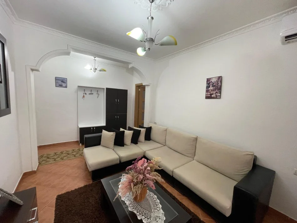 Tirane, shitet apartament 2+1+Aneks Kati 6, 63 m² 80.000 € (Astir)