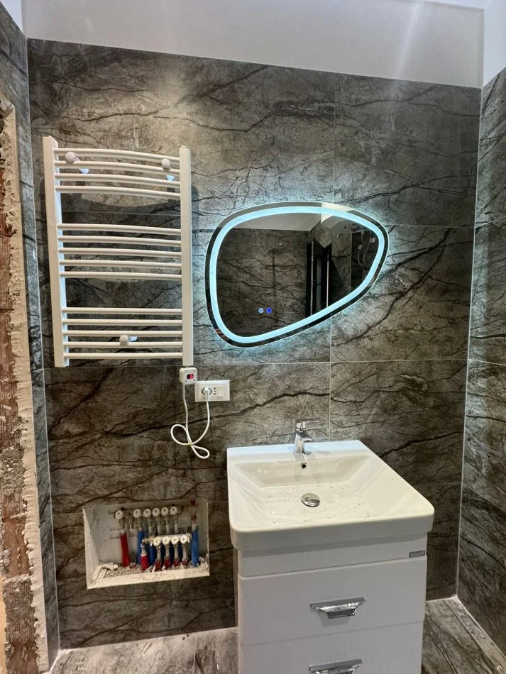 REZERVO PRONEN VETEM ME 500€!Vlore, shitet apartament 1+1+Ballkon , 170 m² 120.000 € (VLORE SKELE)