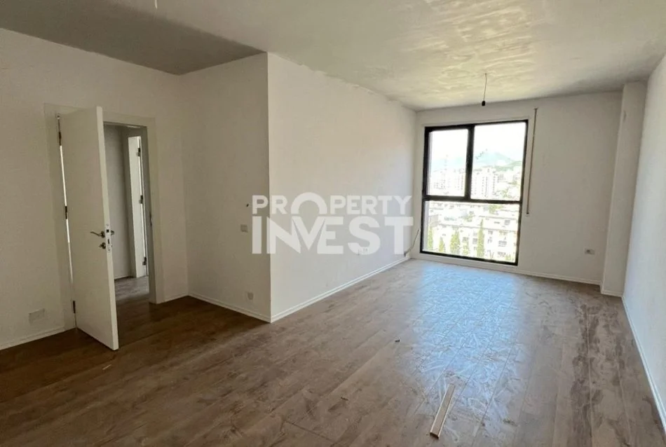 Tirane, shitet apartament 2+1+Ballkon Kati 3, 128 m² 185.500 € (Ish Venue)
