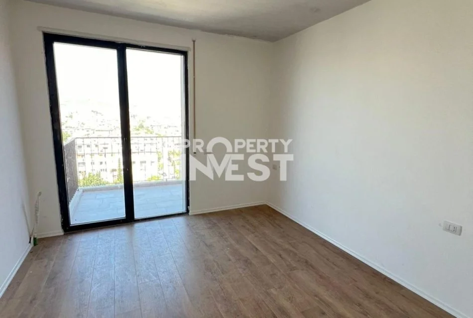 Tirane, shitet apartament 2+1+Ballkon Kati 3, 128 m² 185.500 € (Ish Venue)