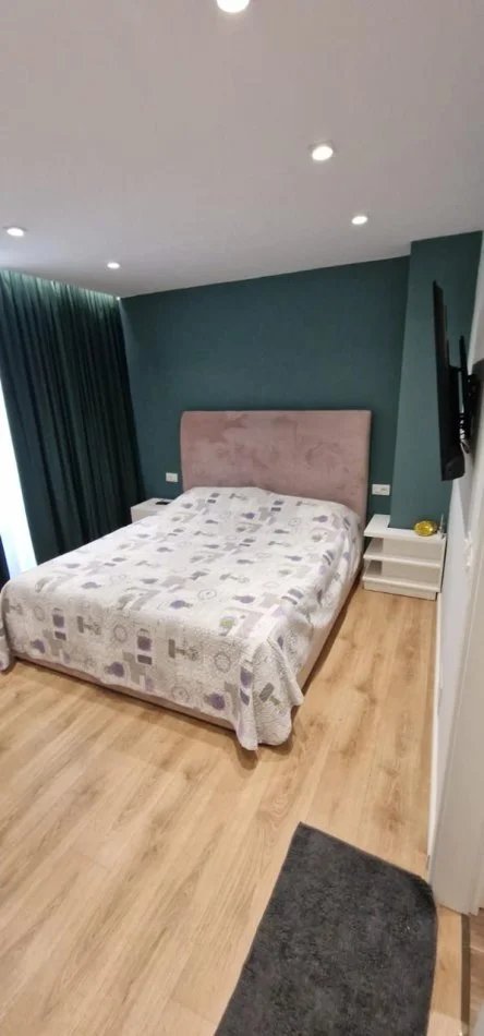 Vlore, shitet apartament 3+1+Aneks+Ballkon , 137 m² 350.000 € (Rruga Perivolo)