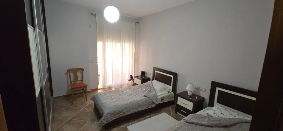 Shitet Apartament 2+1+2 në Fier 88.000 €!