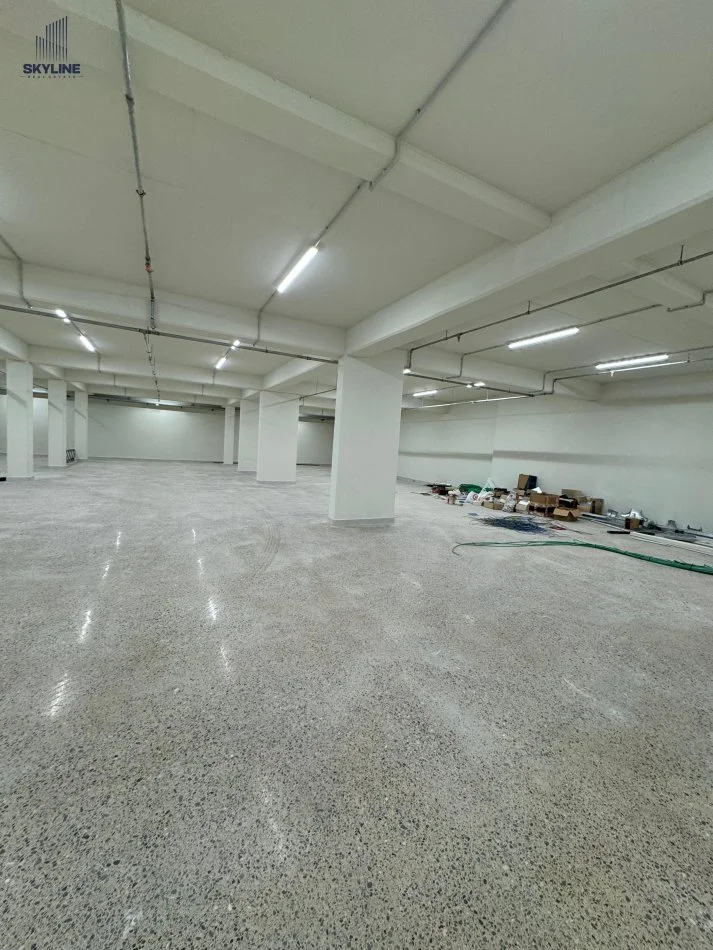 Tirane, jepet me qera magazine Kati 0, 15.000 € (Prane Top Channel)