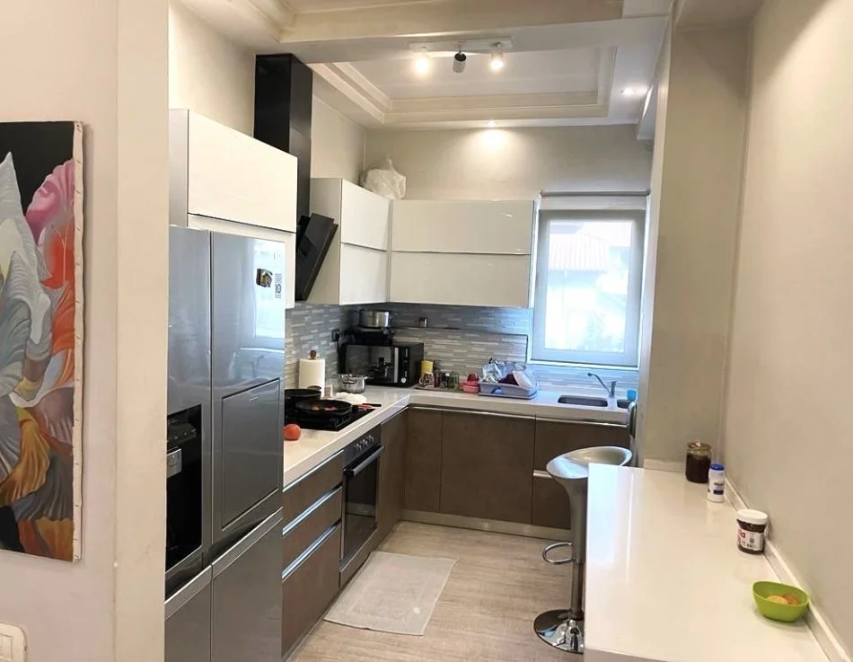 Tirane, shitet apartament 3+1 Kati 3, 110 m² 297.001 € (Myslym Shyri)