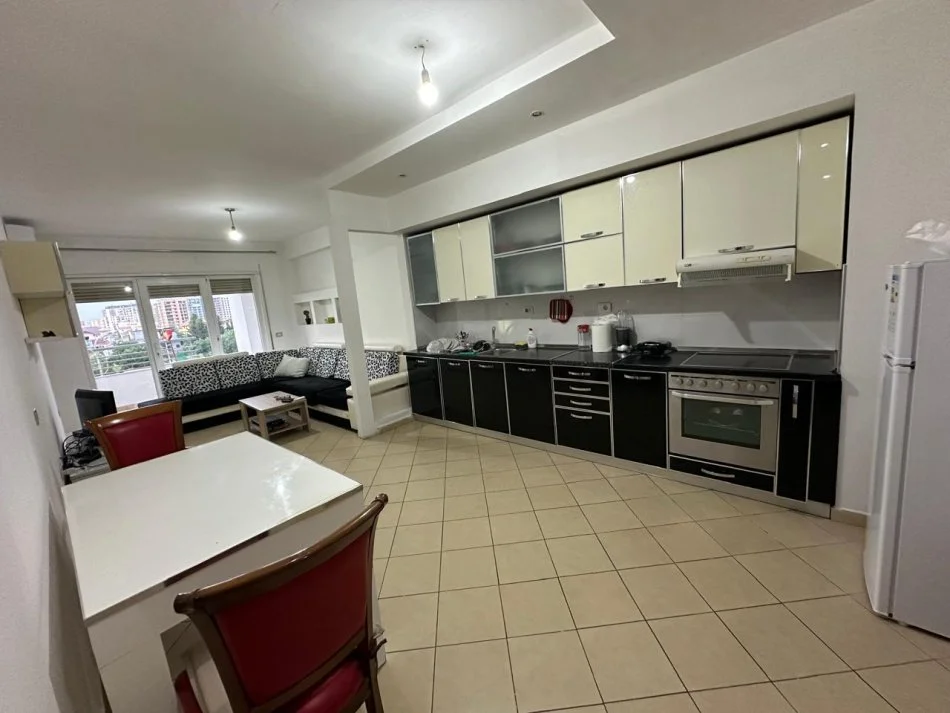 Tirane, shitet apartament 1+1 Kati 2, 80 m² 95.000 € (Rruga Mikel Maruli Bar Oslo)