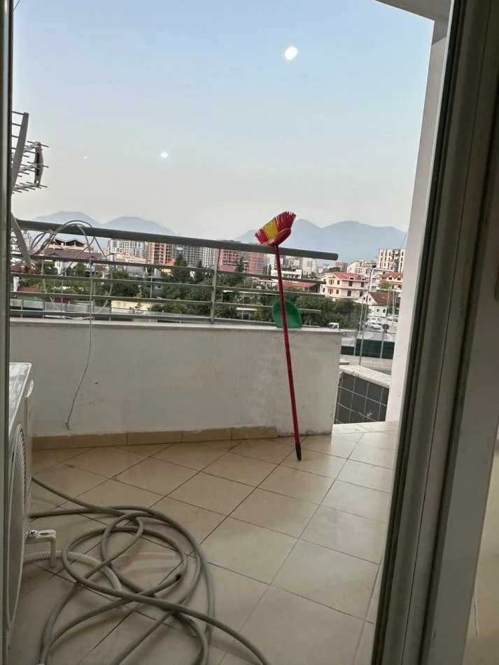 Tirane, shitet apartament 1+1 Kati 2, 80 m² 95.000 € (Rruga Mikel Maruli Bar Oslo)