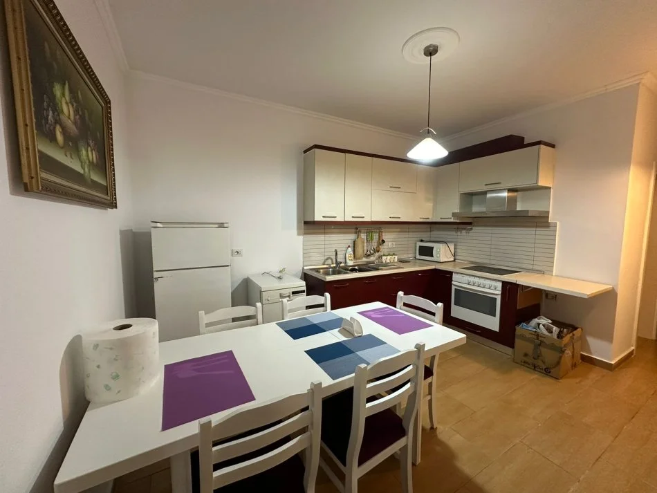 Tirane, jepet me qera apartament 2+1 Kati 7, 90 m² 500 € (Rruga Teodor Keko)