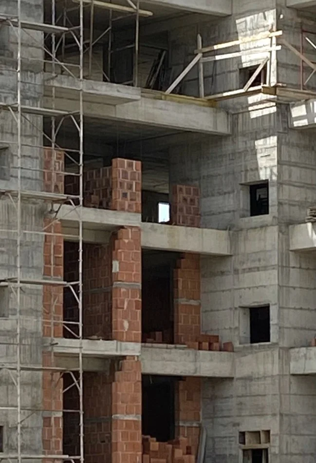 Tirane, shitet apartament 1+1 Kati 3, 70 m² (Porcelan)