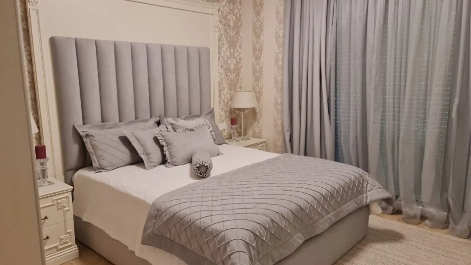 Tirane, Apartament 2+1 me qira  Kati 13, 125 m² 1.000 €