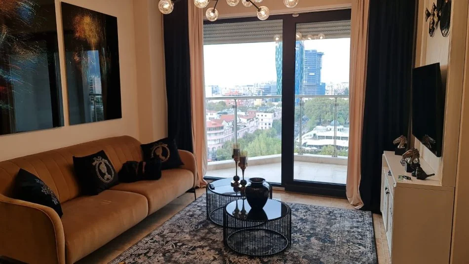 Tirane, Apartament 2+1 me qira  Kati 13, 125 m² 1.000 €