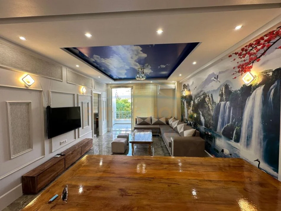 Tirane, jepet me qera apartament 1+1 Kati 2, 75 m² 600 € (Fusha e Aviacinit)