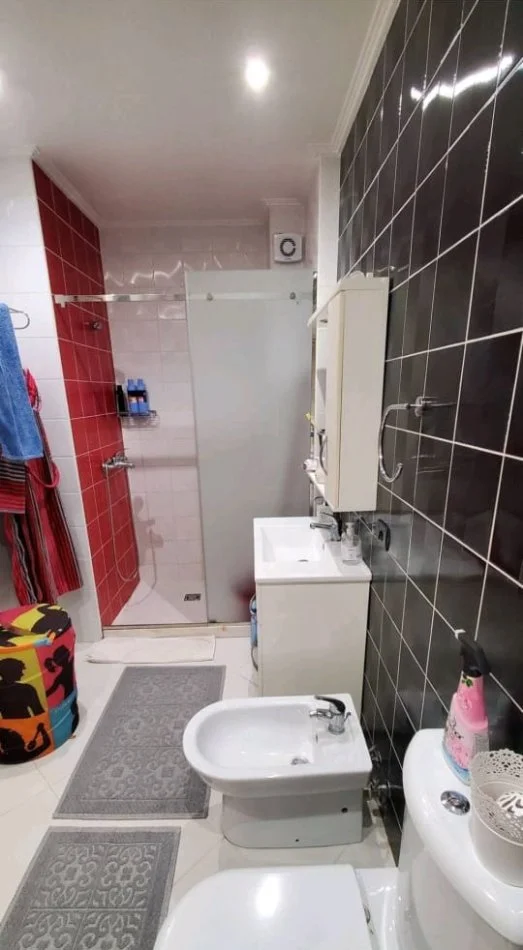 Tirane, jepet me qera apartament 2+1 Kati 3, 85 m² 550 € (Kodra e Diellit)