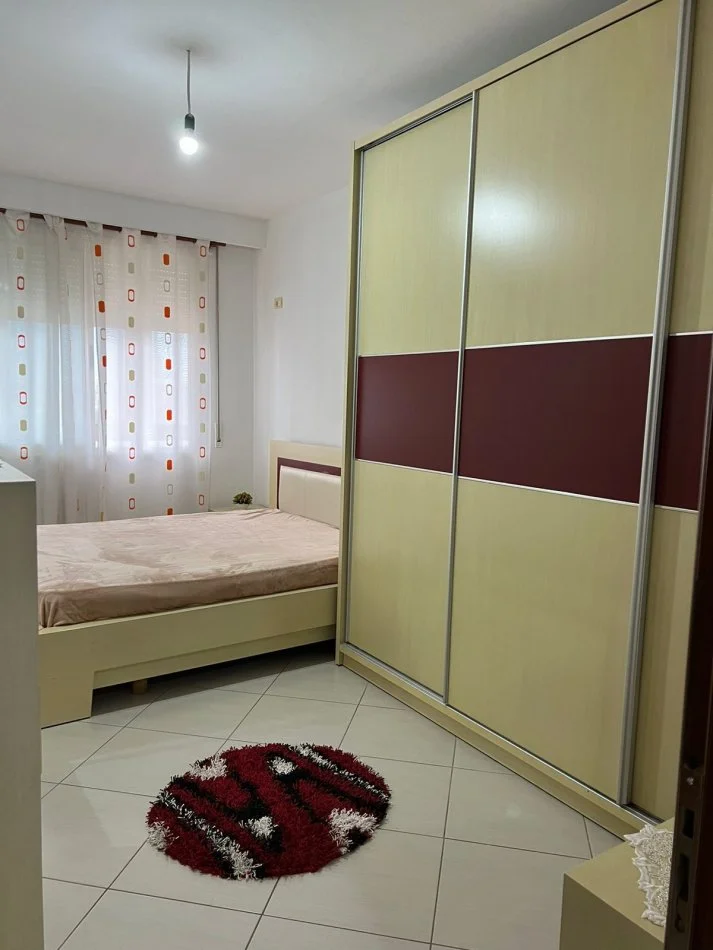 Tirane, jepet me qera 2+1+Aneks+Ballkon Kati 5, 108 m² 500 € (KFC Astir)