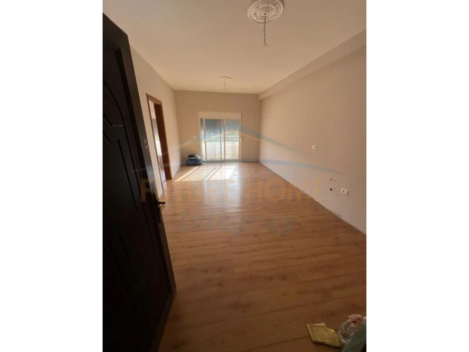 Durres, shitet apartament 1+1 Kati 2, 60 m² 60.000 € (Plepa.Dures)